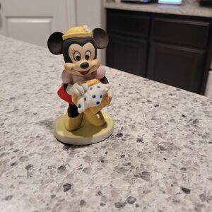 Vintage Disney Minnie Mouse Ceramic Figurine Picnic Basket